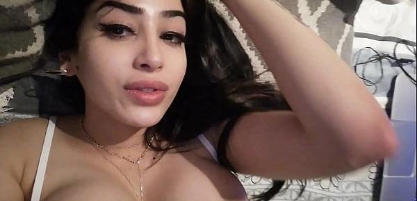  Neyla Kim Beauté Orientale gros seins brune sexe beurette Egyptienne porngirl